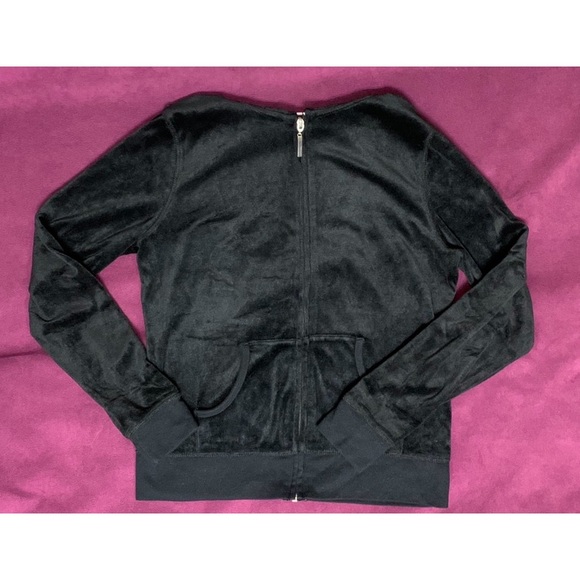 Zenana Outfitters Sweaters - 🦋black velvet zip up sweater